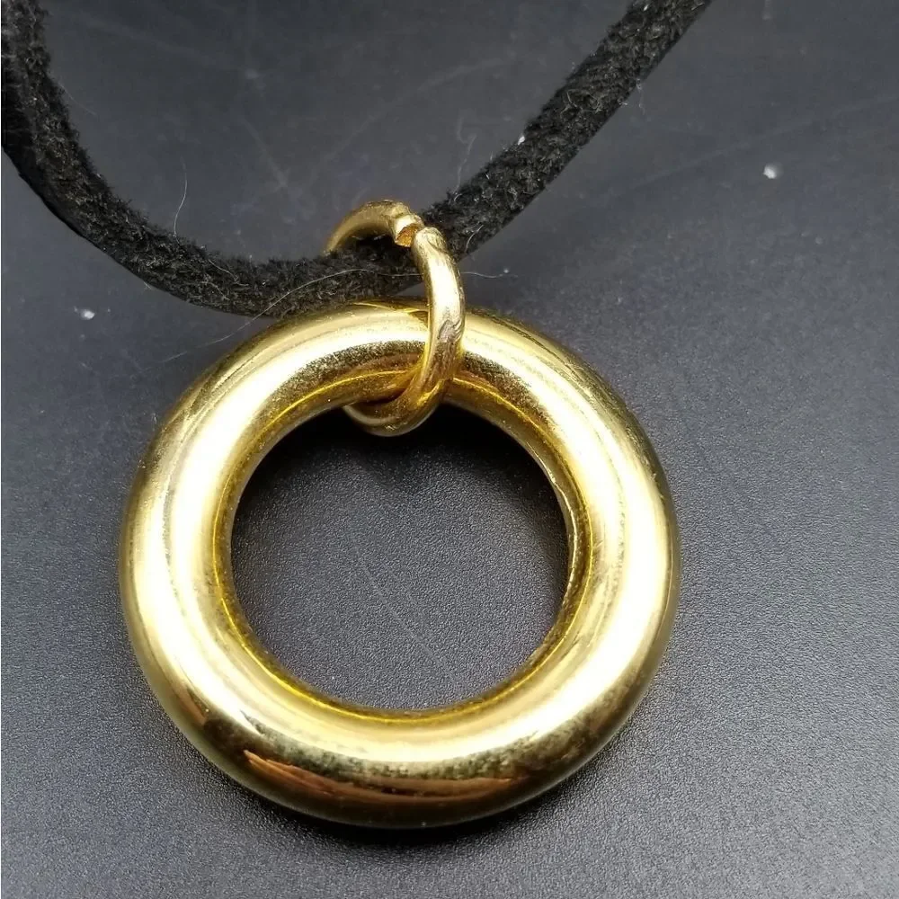 Doorknockers estate necklace. N222